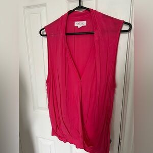 Set of 5 sleevelesss tops